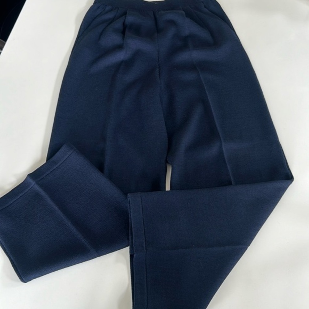 NWOT St. John Basics Classic Pull On Wide Leg Knit Pants in Navy Size 10